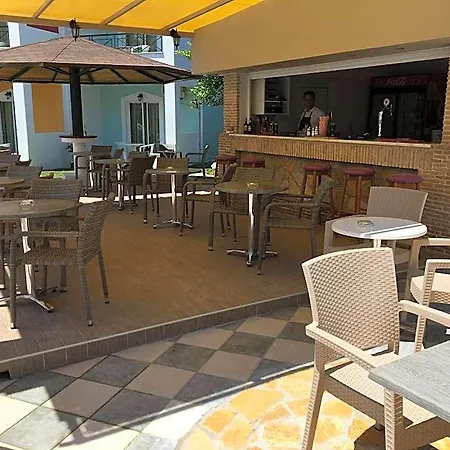 Maistrali Zante 4*